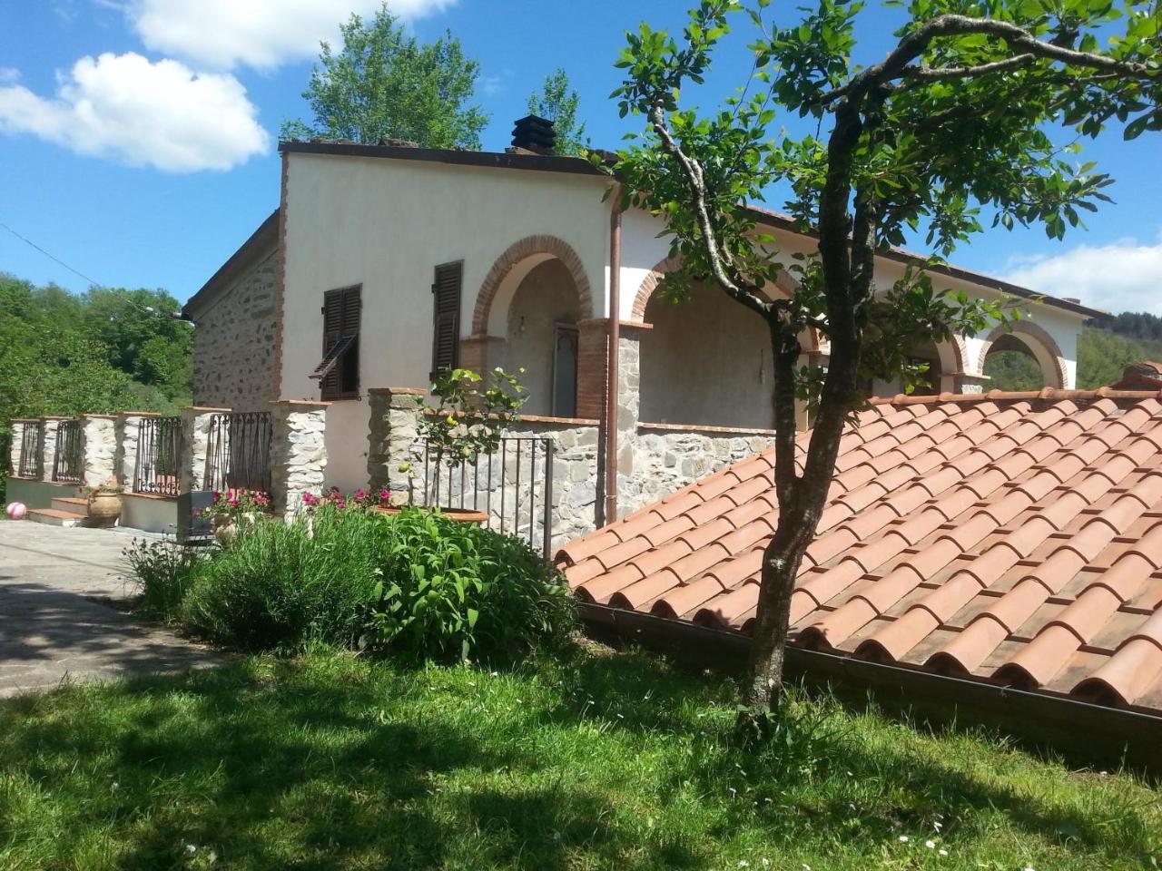 San Francesco E Il Lupo Apartment Pontremoli Exterior photo